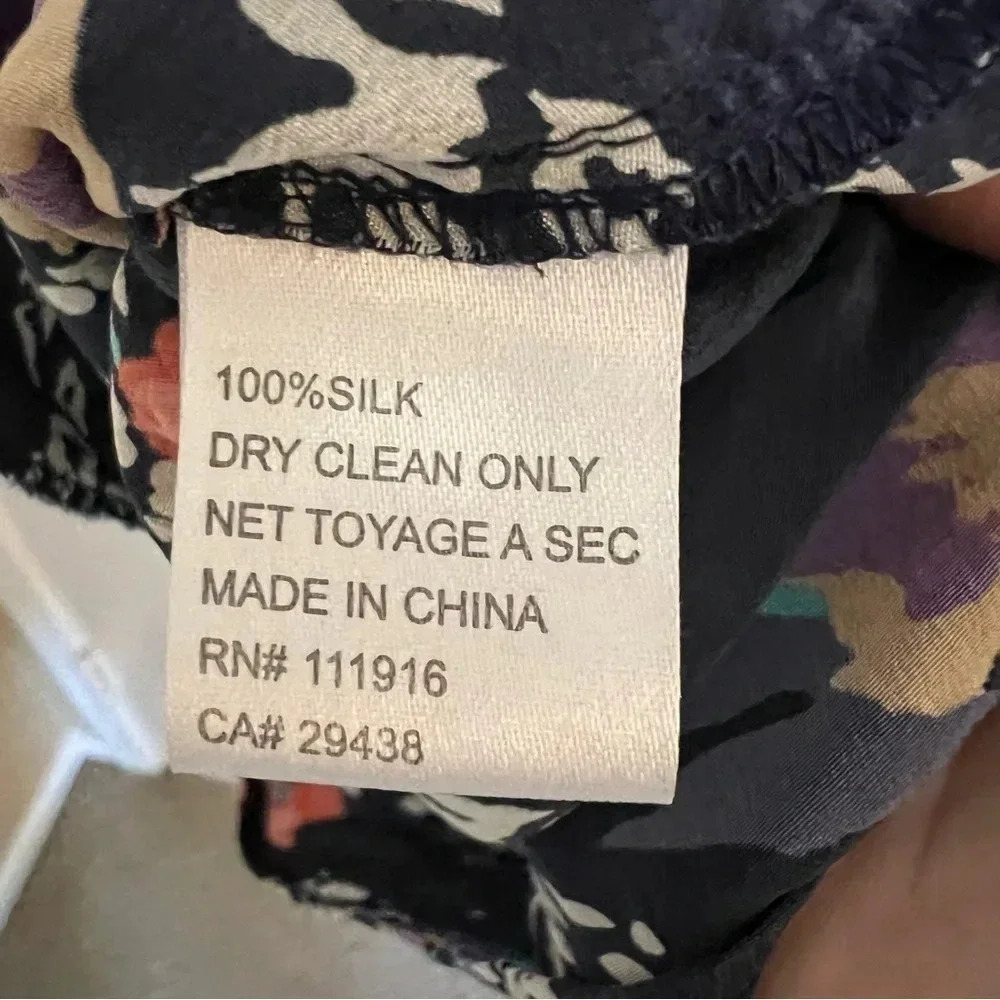 Yumi Kim Romper Silk Floral Navy Blue Size Small - Picture 9 of 11